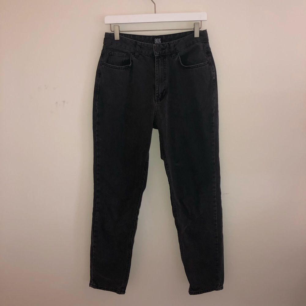 BDG black mom jean size 27 perfect condition!